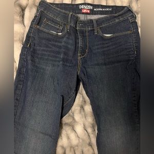 Denizen women’s Modern bootcut from Levi’s size 10